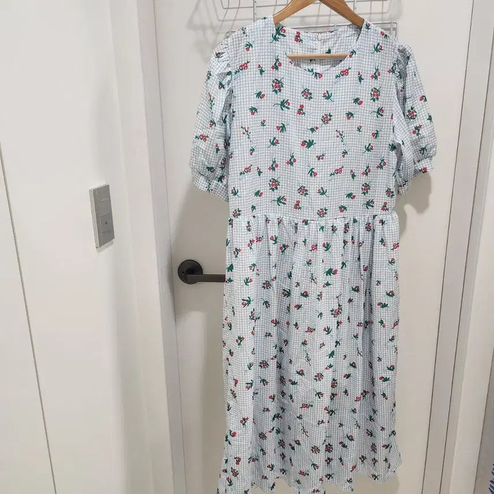 [BUNJANG] Summer Checkered Flower Long Dress / 여름 체크플라워 롱원피스