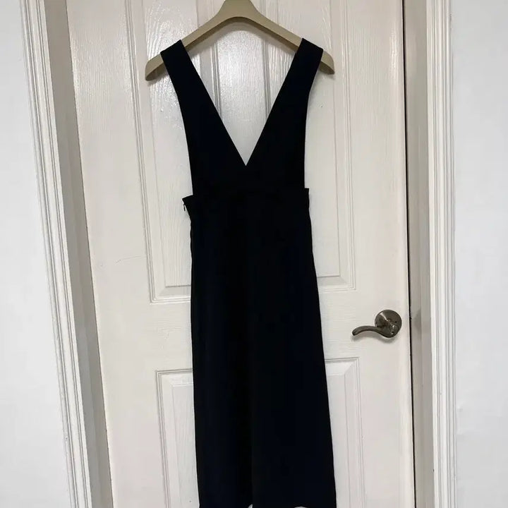 [BUNJANG] Black Jumpsuit / LIST 블랙 점프수트