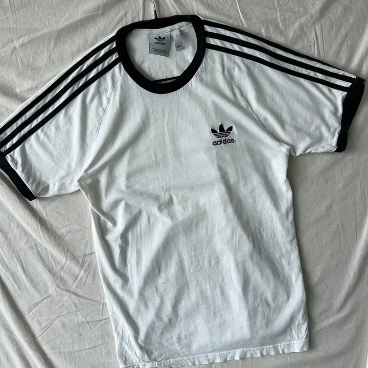 [BUNJANG] Adidas Sideline T-Shirt / 아디다스 사이드라인 반팔티