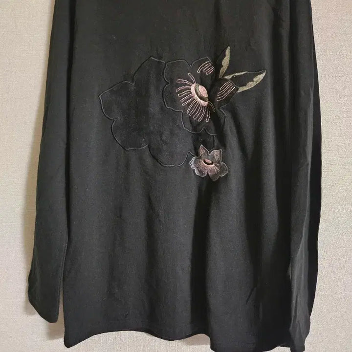 [BUNJANG] TIRAN T-Shirt Black / 티렌 티셔츠