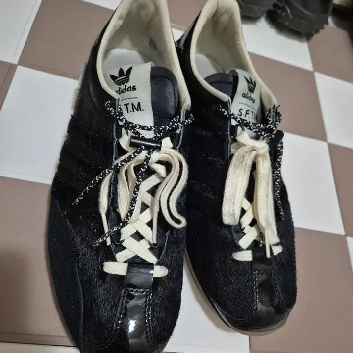 [BUNJANG] Adidas Song For The Mutes Sneakers / 아디다스 송포더뮤트