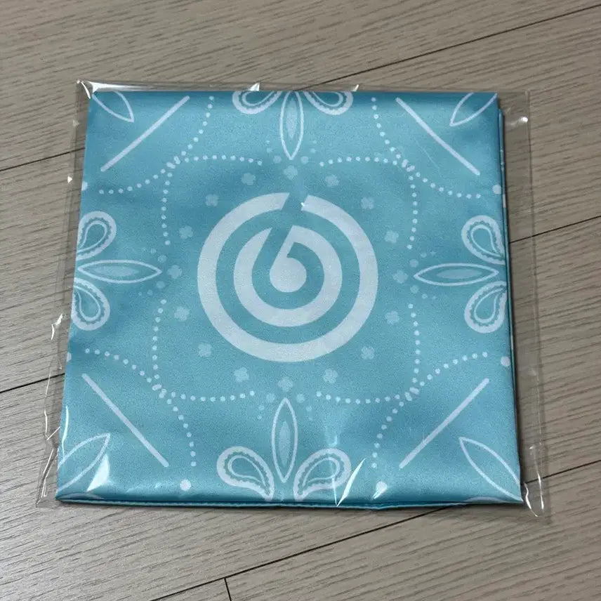 [BUNJANG] Day6 Japan MD Bandana / 데이식스 일본 엠디 반다나