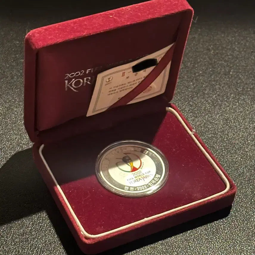 [BUNJANG] 2002 FIFA World Cup Commemorative Silver Coin / 2002 월드컵 기념 은화