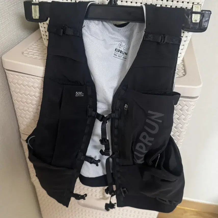 [BUNJANG] Decathlon Quechua Running Vest with Water Bottle / [실착1회]데카트론 키프런 러닝 조끼(베스트)+물병