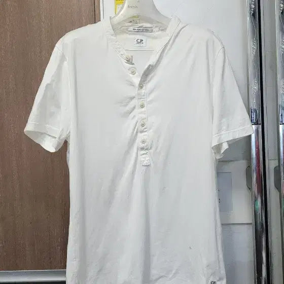 [BUNJANG] CP Company Slim Fit Short Sleeve T-Shirt Size M / 씨피컴퍼니 반팔 M