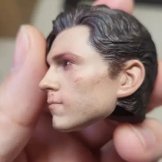 [BUNJANG] Hot Toys Tom Holland Battle Damage Custom Figure / 핫토이. 톰홀랜드 헤드  배틀데미지