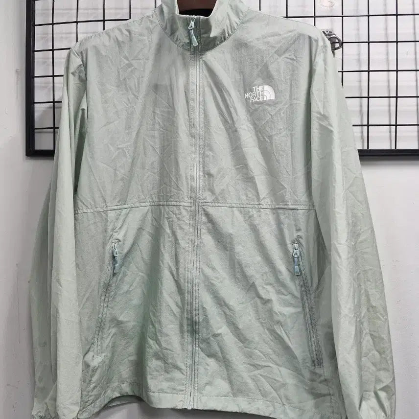 [BUNJANG] The North Face Fly High Windbreaker Jacket / 100L 노스페이스 플라이하이 바람막이 자켓.