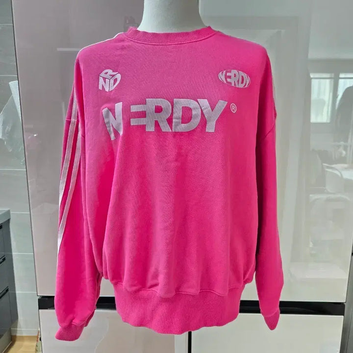 [BUNJANG] NERDY Hot Pink Sweatshirt M Size / 널디 핫핑크 맨투맨