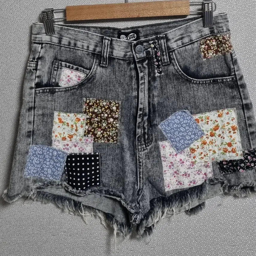 [BUNJANG] Chipmunk Patchwork Denim Shorts / S ) 칩먼데이 패치워크 데님 쇼츠반바지