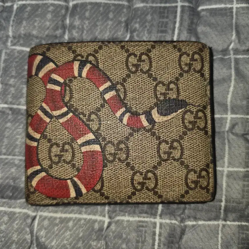 [BUNJANG] Gucci GG Supreme Kingsnake Bi-fold Wallet / 구찌 GG 수프림 킹스네이크 반지갑