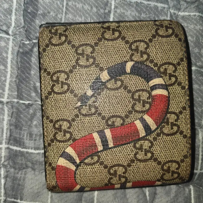 [BUNJANG] Gucci GG Supreme Kingsnake Bi-fold Wallet / 구찌 GG 수프림 킹스네이크 반지갑