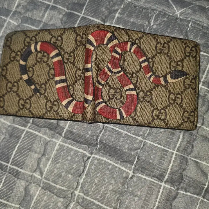 [BUNJANG] Gucci GG Supreme Kingsnake Bi-fold Wallet / 구찌 GG 수프림 킹스네이크 반지갑