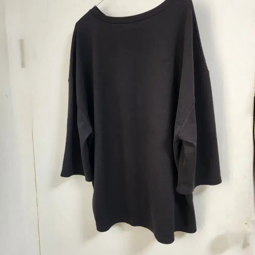 [BUNJANG] Black Loose Fit T-Shirt with Side Slits / 빅사이즈 블랙 옆트임 루즈핏 티셔츠 99~