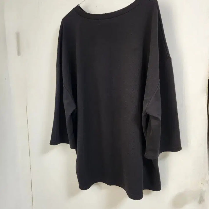 [BUNJANG] Black Loose Fit T-Shirt with Side Slits / 빅사이즈 블랙 옆트임 루즈핏 티셔츠 99~