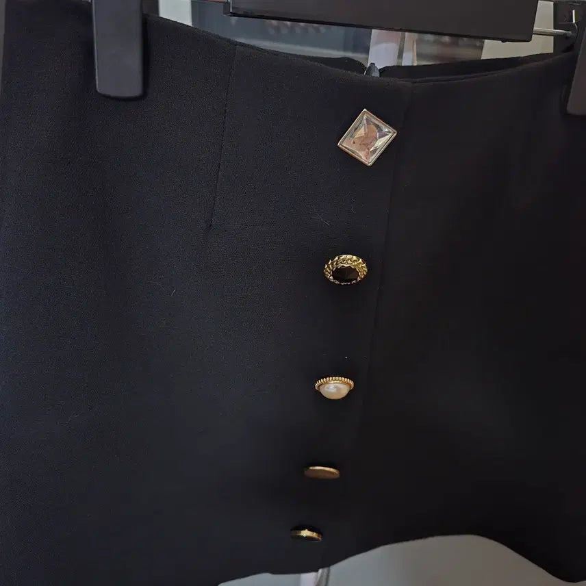 [BUNJANG] Black Jewel Skirt / 보석 검정 스커트