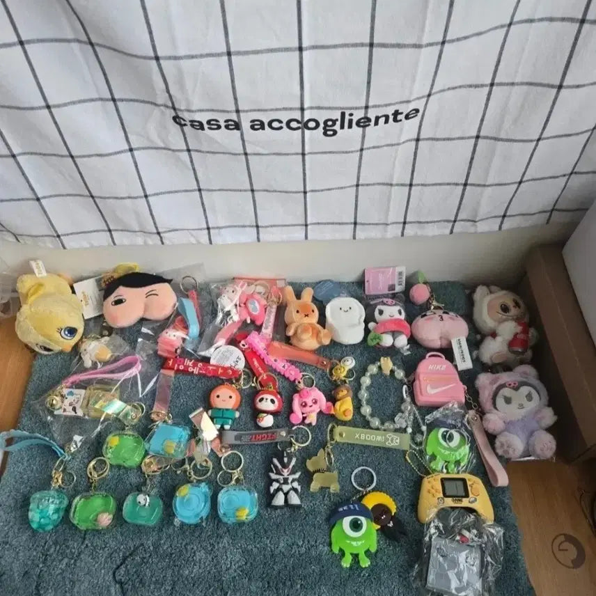 [BUNJANG] Collection of Character Keychains / 인형/캐릭터 키링 모음 (다수)