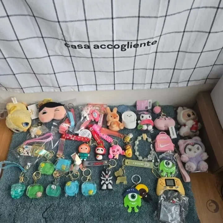 [BUNJANG] Collection of Character Keychains / 인형/캐릭터 키링 모음 (다수)