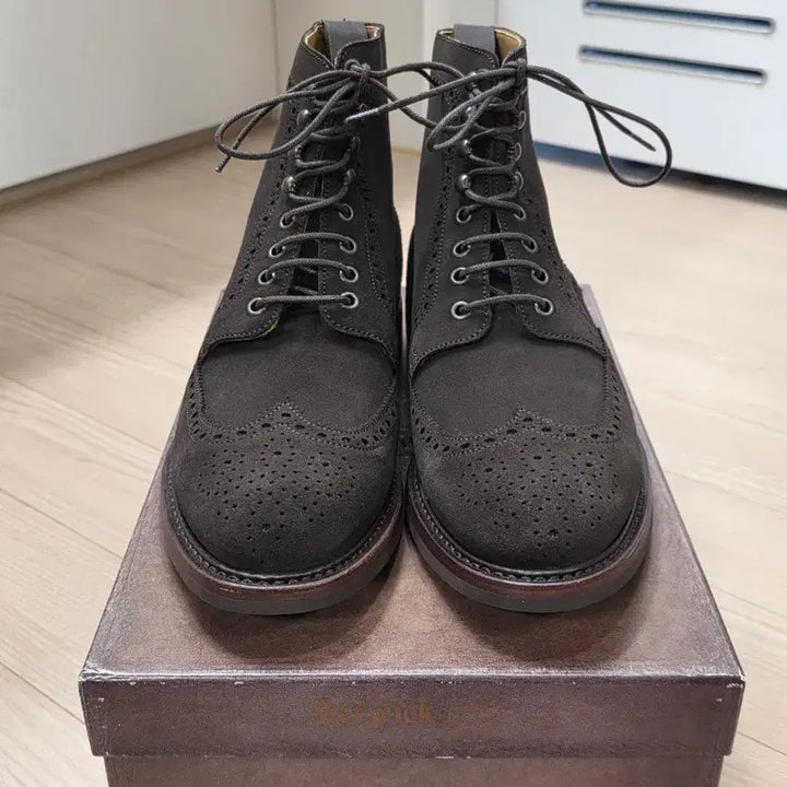[BUNJANG] Berwick 322 Suede Boots UK8 / 버윅 322 스웨이드 부츠 UK8
