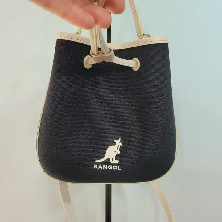 [BUNJANG] Kangol Duo Canvas Bucket Bag Black / 캉골 듀오 캔버스 버킷백 블랙