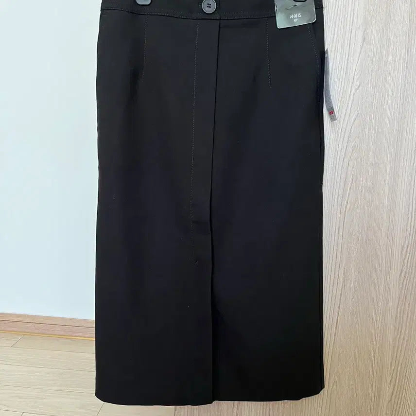 [BUNJANG] Black H-Line Midi Skirt Size 67 / 블랙 H라인 스커트 67사이즈