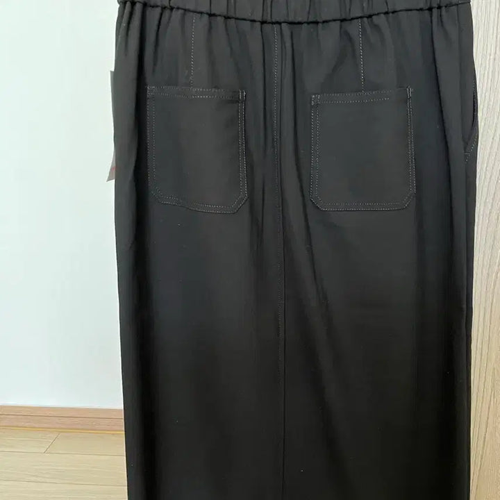 [BUNJANG] Black H-Line Midi Skirt Size 67 / 블랙 H라인 스커트 67사이즈