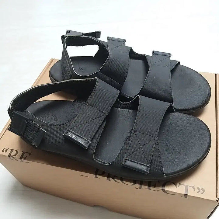 [BUNJANG] Dr. Martens Black Sandals (270mm) / 닥터마틴 (Dr.MARTENS) 블랙 샌들 - 270mm