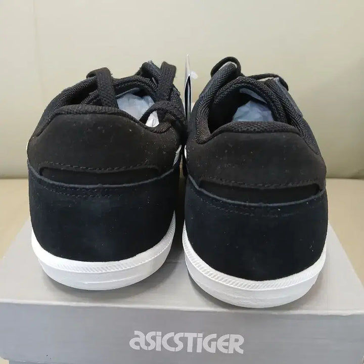 [BUNJANG] ASICS Tiger Sneakers Black Size 260 / 아식스 스니커즈 260 새상품