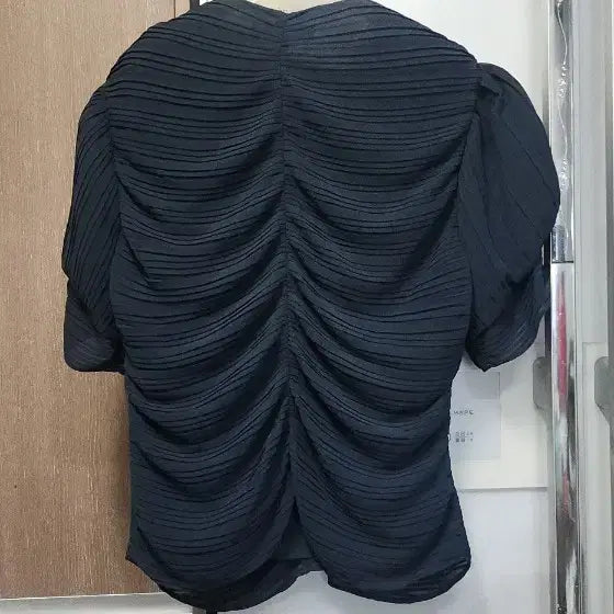 [BUNJANG] FRAME Pleated Blouse / FRAME 플리츠 블라우스