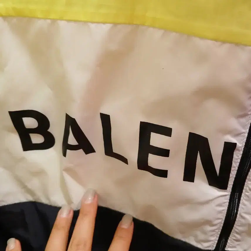 [BUNJANG] Balenciaga Poplin Oversized Jacket Black/Fluorescent / 발렌시아가 포플린 오버핏 자켓 블랙/형광 508903- G110182