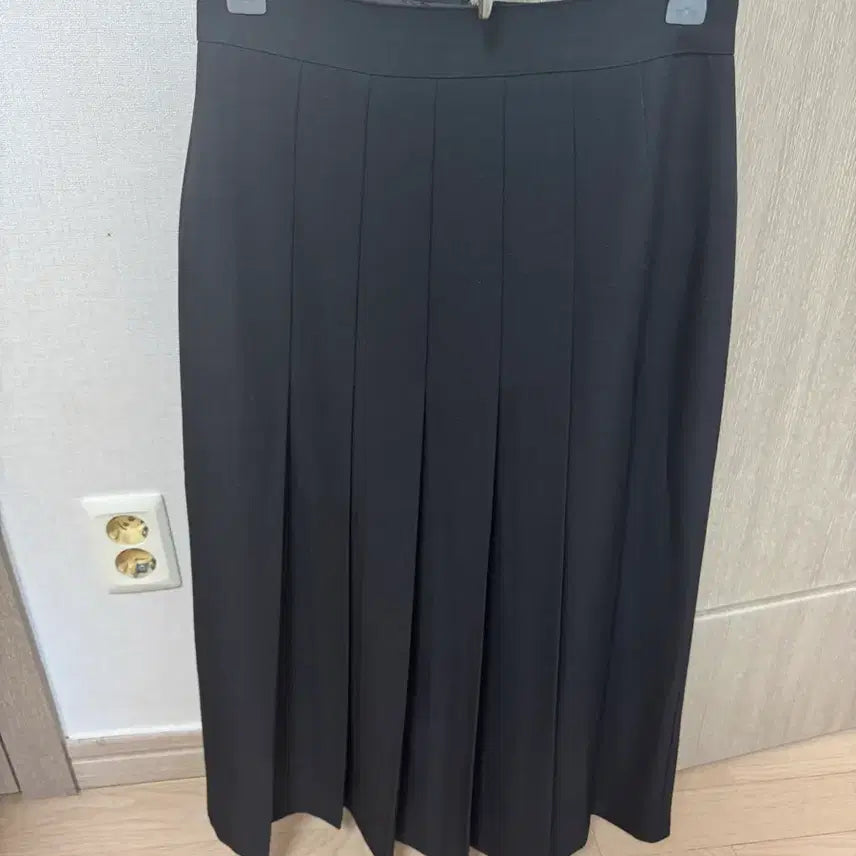 [BUNJANG] Black Pleated Skirt (Size S) / 플리츠 스커트 블랙 S
