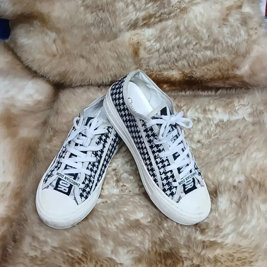 [BUNJANG] Christian Dior Hounds Tooth Sneakers Size 240 / 디올 Christian Dior 하운즈투스 스니커즈 240