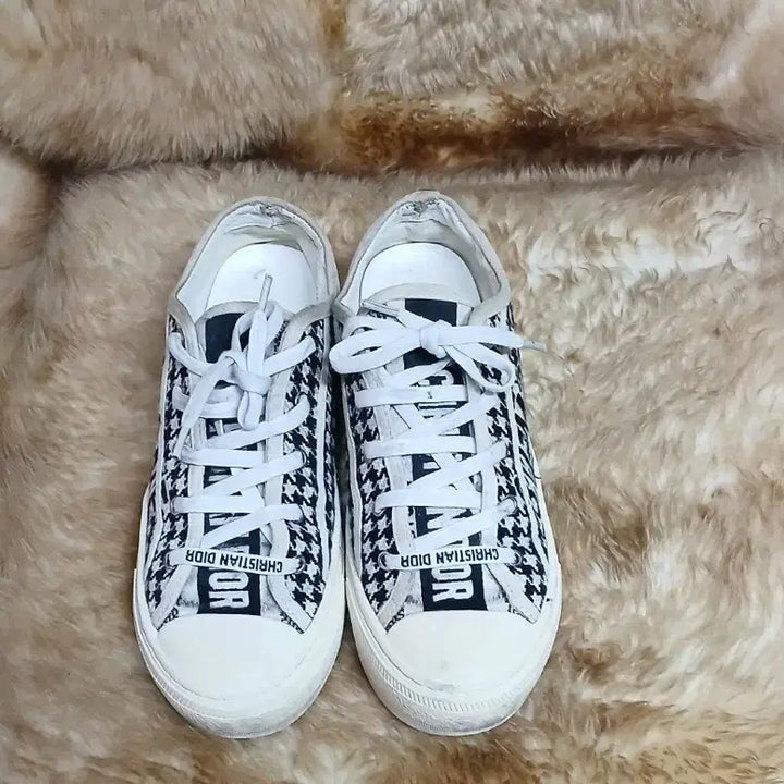 [BUNJANG] Christian Dior Hounds Tooth Sneakers Size 240 / 디올 Christian Dior 하운즈투스 스니커즈 240