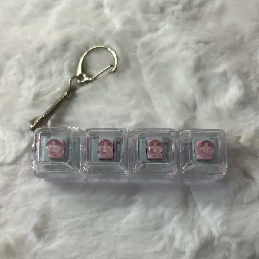 [SOLD OUT] 개존예 클리커 클릭커 키링 4구