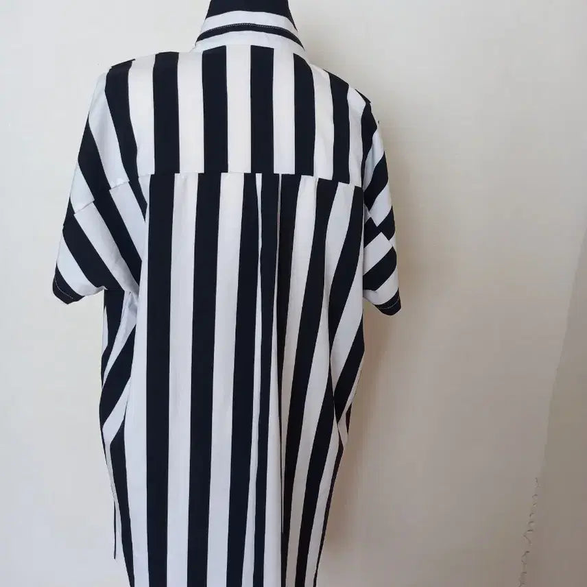 [BUNJANG] Striped Short-Sleeve Long Shirt Dress / 스트라이프 반팔 롱 셔츠 원피스