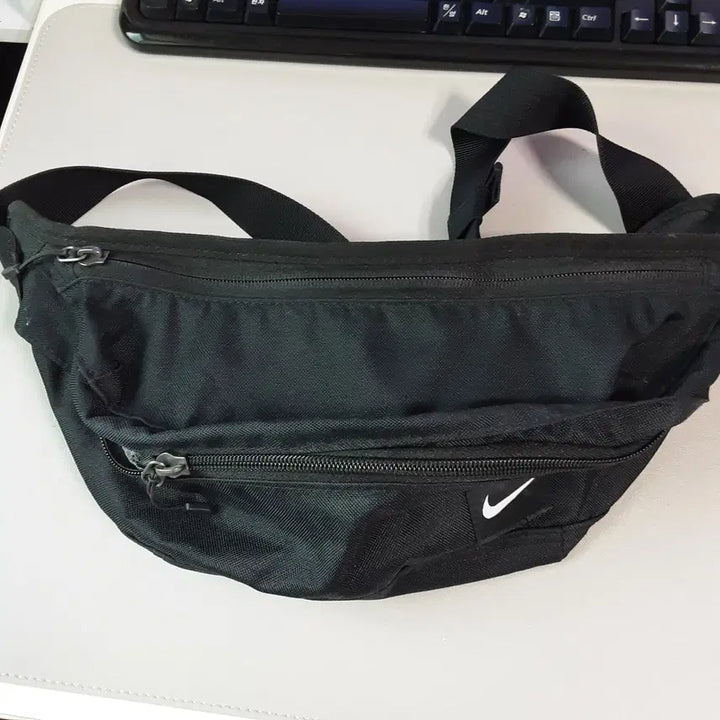 [BUNJANG] Nike Crossbody Bag / 급처) 나이키 가방 크로스백