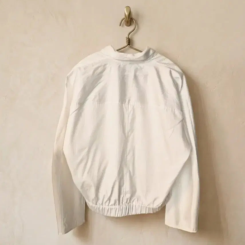 [BUNJANG] COS White Banding V-Neck Blouse EUR 36 / [COS] 코스 화이트 밴딩 브이넥 블라우스 (S사이즈)