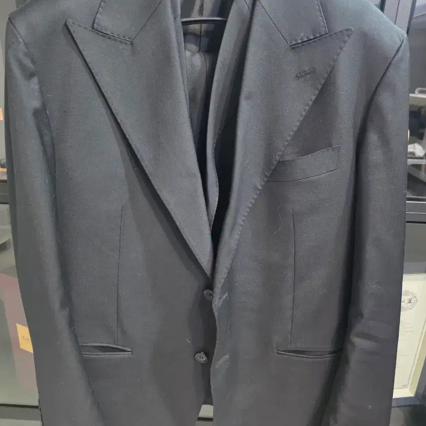 [BUNJANG] Tailor-Made Three-Piece Suit / 테일러샵 에서 평균 80-120만원 주고 산 쓰리피스 정장입니다.