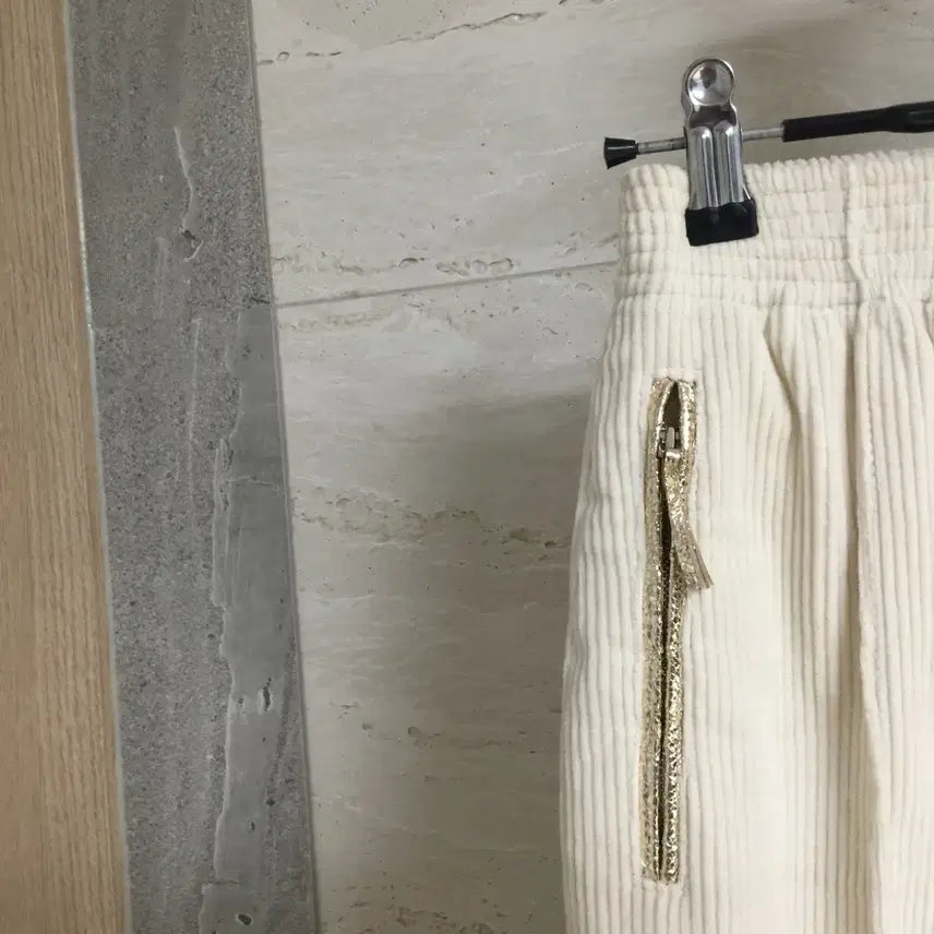 [BUNJANG] Ozza Seccon Corduroy Jogger Pants Size 61 / 오즈세컨 코듀로이 조거팬츠 61