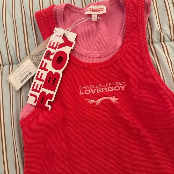 [BUNJANG] Charles Jeffrey Loverboy Logo Embroidered Layered Sleeveless Top / 찰스제프리 러버보이 로고 자수 레이어드 이펙트 슬리브리스