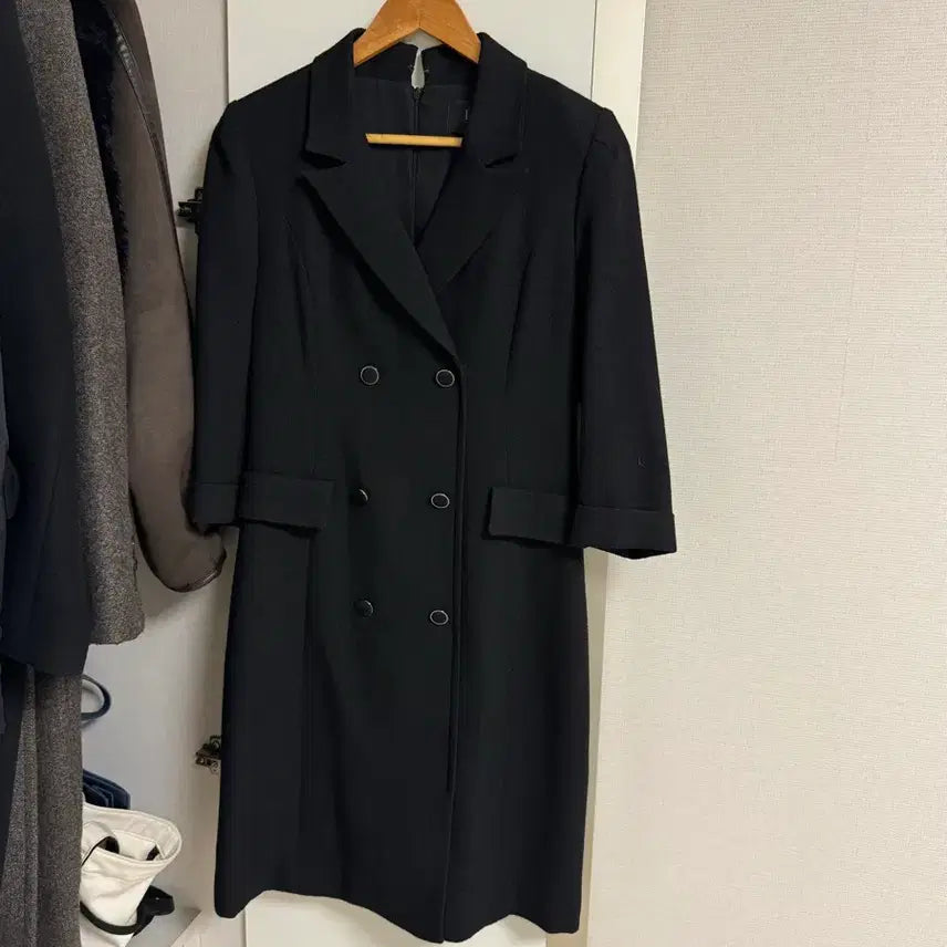 [BUNJANG] Ryan New York Black Double-Button Suit Dress / 리안뉴욕 블랙 정장 원피스 85 하객룩 강추