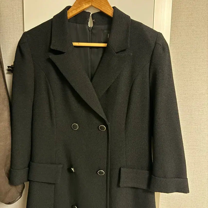 [BUNJANG] Ryan New York Black Double-Button Suit Dress / 리안뉴욕 블랙 정장 원피스 85 하객룩 강추