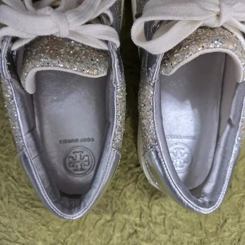 [BUNJANG] Tory Burch Silver Glitter Sneakers / 토리버치 실버 글리터 스니커즈