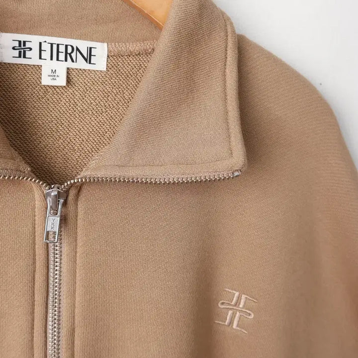 [BUNJANG] ETERNE Half Zip Cropped Sweatshirt - Beige (Recommended Size 66) / 66/ETERNE 하프 지퍼 크롭 스웨트셔츠