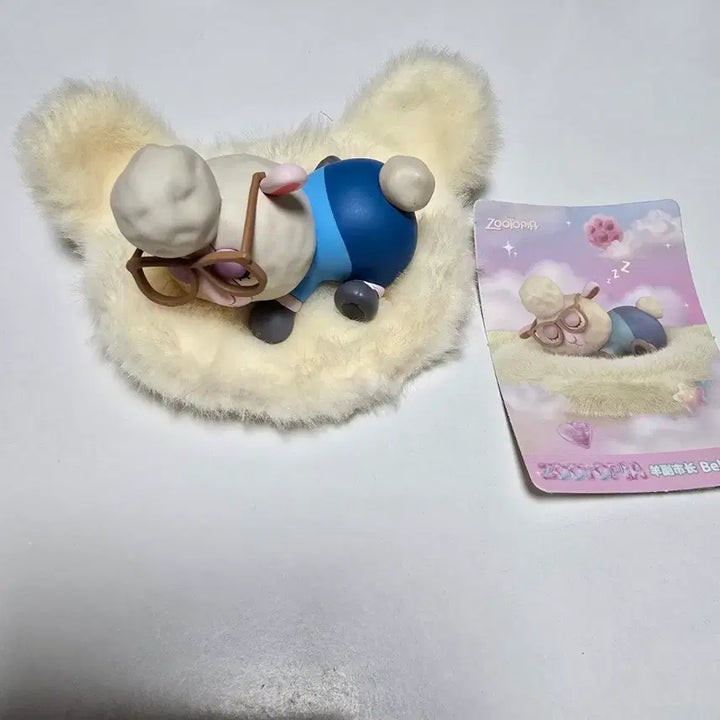 [BUNJANG] Zootopia Bellwether Cushion Figure / 주토피아 양 벨웨더 쿠션 방석 피규어