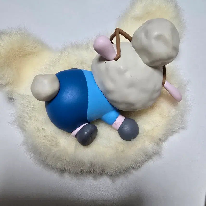 [BUNJANG] Zootopia Bellwether Cushion Figure / 주토피아 양 벨웨더 쿠션 방석 피규어