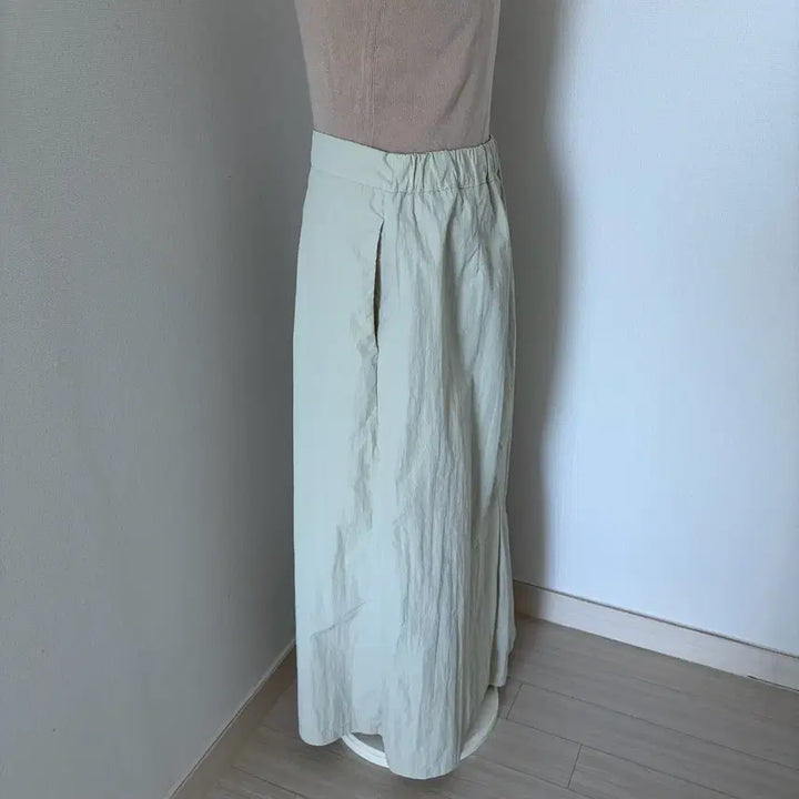 [BUNJANG] Ivory Long Skirt (Free Size) / 아이보리 롱 스커트 Free 사이즈