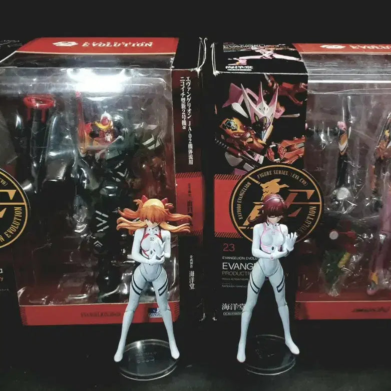 [BUNJANG] Revoltech Evangelion Unit-02 Alpha &amp; Unit-08 Gamma (Asuka, Mari) Figures (Opened) / 에반게리온,리볼텍,극장판,알파,감마,2,8,아스카,마리,개봉,정품
