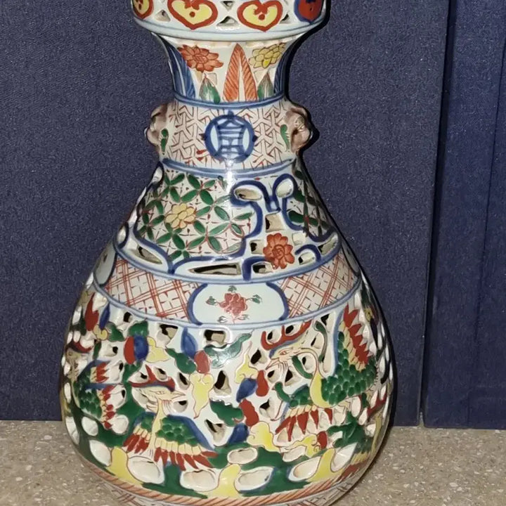 [BUNJANG] Wanli Period Celadon Porcelain Vase with Openwork Double Phoenix Design / 만력년제 오채 투각 양이화병 높29지17 중국도자기 고도자 오래된 골통품