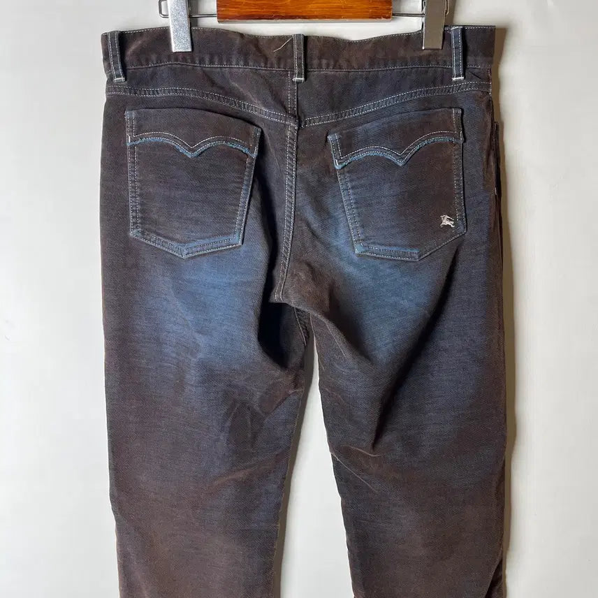 [BUNJANG] Burberry Black Label Low Rise Washed Pants / [Burberry] 버버리 블랙라벨 로우라이즈 워싱 팬츠