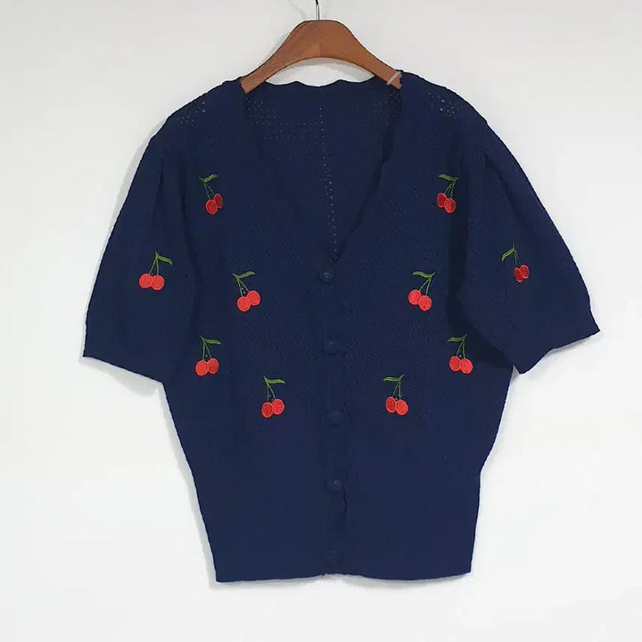 [BUNJANG] FOCUS Cherry Embroidery Navy Knit Cardigan / FOCUS 체리자수 네이비 니트가디건 55-66